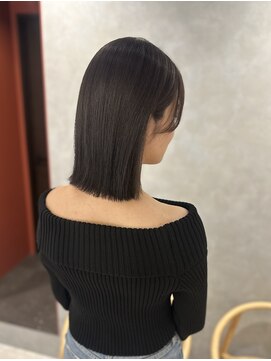 ウブ(ubu) 切りっぱなしボブ