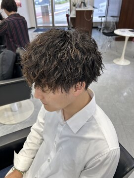 ディーボーイリタ 光の森(D-BOY Lita) ツイストスパイラルパーマ