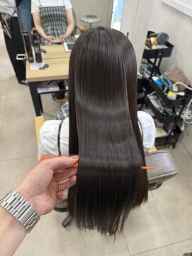 エモ(emo) プラチナ縮毛矯正