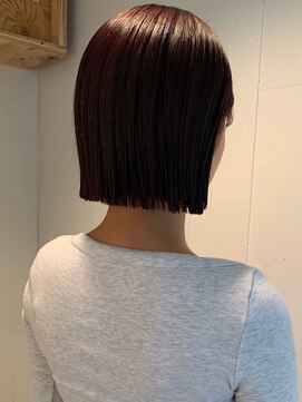 大人可愛い似合わせカット切りっぱなし丸みショート