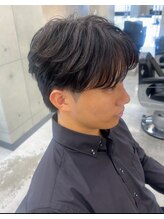 センターパート×ニュアンスパーマはぜひ【太田　実佑】に！！