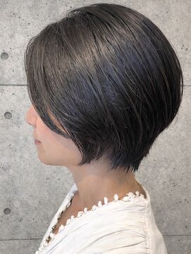 DAMANI 表参道 髪質改善/ヘッドスパ/ハイライト/白髪染め/白髪ぼかし/縮毛矯正 似合わせカット/ミディアムレイヤーカット[表参道駅]