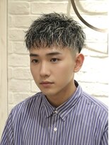 ゼロスバーバー(0's BARBER SHOP)&nbsp;ツイスパ×刈り上げ×ツーブロックで男らしいエッジをプラス