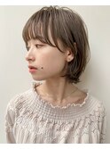 ふんわりショートボブ透明感ミルクティーベージュ小顔春カラー
