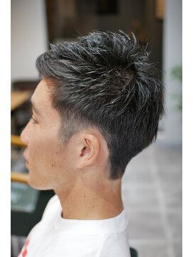 ラヴィーヘアーワークス(LAVIE hair works) 2ブロックショート セミウエットスタイリング