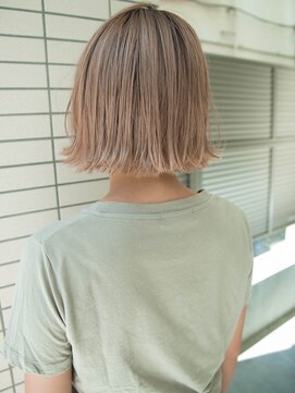 ルティア 池袋(Lutia) ボブ×ホワイティベージュ