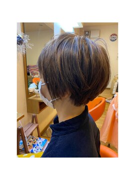 キキ 美容室(KIKI) コンパクトマッシュ★