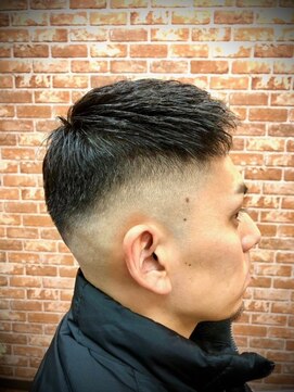 ヨシダ(YOSHIDA) メンズフェードスタイル