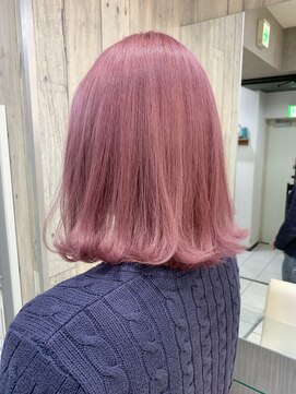 トムキャット(TOM CAT) 夏カラー　ブリーチ　ダブルカラー　大人かわいい　大人気ピンク