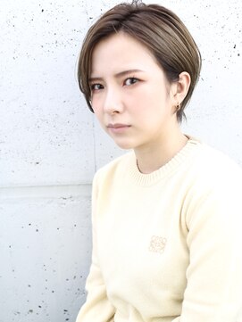 バース(BIRTH) 天神【BIRTH】耳かけサイドパートショート