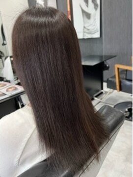 ディティール(Detail) ダークカラーで大人セクシー×ダークブルージュ