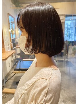 ヘアードレッシングショップ サロ(Hair Dressing Shop Salo) シンプルボブ×地毛風ネイビーカラー#30代#40代#50代