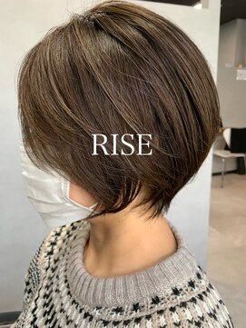 ライズ(RISE) 長めショートヘア