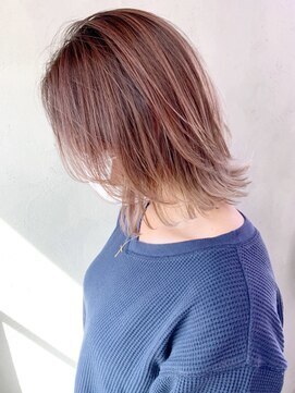 ダブリュー(W) 外ハネグラデーション