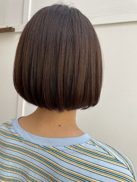 イヴァン アンド リズ 奈良店(IVAn ＆ LIZ) #切りっぱなしボブ