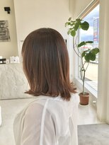 マジックデイズ(Magic Days)&nbsp;ハイライト　外ハネ　ハイトーンカラー