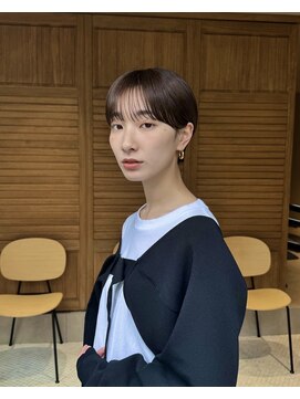 ヤイエ(yiye) ショートボブ/丸みショート /ハンサムショート/マッシュショート