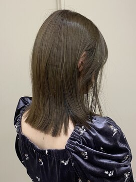 パークレーン アイス イヴェン(park lane ICI yeven) ミディアムオリーブベージュ10代20代透明感カラー