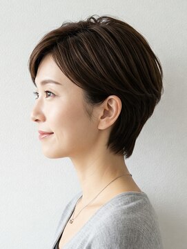 ビュートリアム265(BEAUTRIUM 265) 40代/50代/60代ひし形小顔ショートボブ絶壁解消白髪ぼかし△45