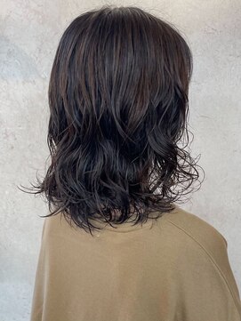 ビスクヘアデザイン(bisq hair design) パーマ　髪質改善　艶髪　ミディアムレイヤー　学割24