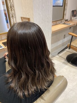 ココア グロウ(COCOA Glow) グラデーションカラー