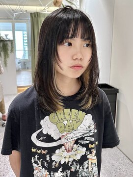 ゼストララ(ZEST Lara) インナーカラー×レイヤーカット