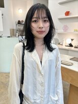 ユー(yew)&nbsp;ミディアムレイヤーカット/ウルフレイヤーカット/顔まわりカット