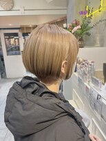 ネオリーブカフ 鶴ヶ峰店(Neolive caff)&nbsp;ミルクティーベージュ　ブリーチカラー　デザインカラー　艶髪