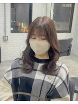 ジーナ 吉塚(Zina)&nbsp;くびれ巻きレイヤー/波巻き/顔まわりカット