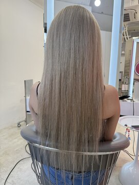 ロサ ファイブヘアー(Rosa..5Hair) ハイトーンロング