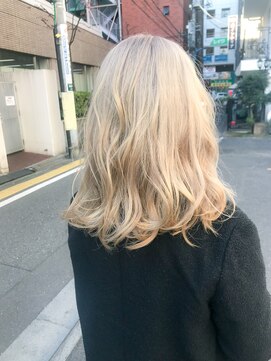 ミュー(Mu) White blond