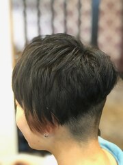 刈り上げ女子［髪質改善/白髪染め/ヘッドスパ］