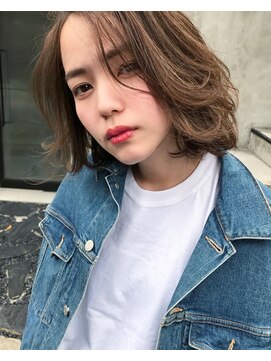 カルヴィナ(CALVINA) 【CALVINA】ナチュラルボブハイライト