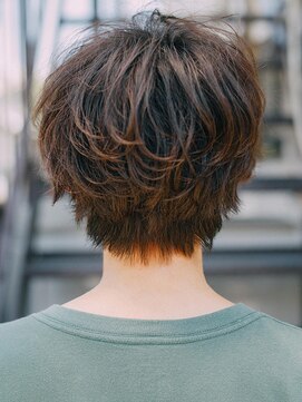 アラワラブルー(arrawarra blue) 外ハネワンカールショート/20代/30代/40代/50代/倉敷駅/白楽町