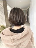 ぬけ感くすみカラー切りっぱなしショート丸みボブ【BLAZE 大庭】
