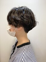 レンジシキチジョウジ (RENJISHI KICHIJOJI)&nbsp;ニュアンスパーマ×刈り上げショート【RENJISHI 宮本】