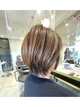 アース 春日部店(HAIR&MAKE EARTH) 大人ショート