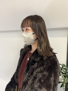 トレス(TRESS) 艶カラー　外ハネボブ　シアーカラー