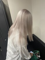 ジェンダーヘア(GENDER hair) ホワイトシルバー