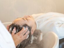 ブリエ(BRiLLER)の雰囲気(大人気!高濃度炭酸シャンプーでカラーの持ちUP♪【髪質改善】)