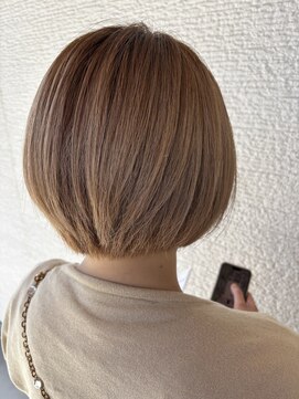 ビューティーワークスループライン(beautyworks LoopLine) カット・ベージュ系カラー