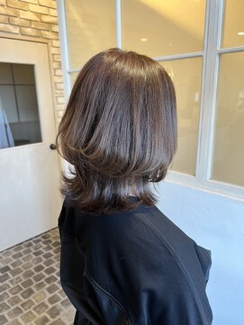 フィガロ ミリー 北生駒店(Figaro Mily) 高濃度水素カラー×外はねレイヤー美髪外ハネボブイメチェン