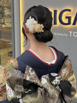 オリガミ トイロ(ORIGAMI TOIRO) 振袖×タイトシニヨン