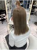 - [ ] 顔型別ヘアスタイル特集 /チェリーブラウン /ミニウルフ
