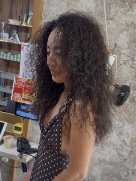 イエローコーン 金沢文庫店(YELLOW CORN) 外国人風パーマ/ロングパーマ/スパイラルパーマ/ハードパーマ