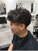 メンズカットセンターパートシャドウパーマかき上げショート