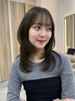 ウェイズトウキョウ 新宿店(Ways TOKYO) 前髪ありミディアムレイヤーカット顔まわり透明感カラーベージュ