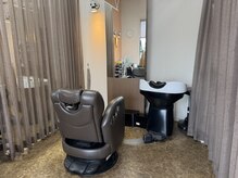 ヘアーパーク マンボ(HAIR PARK MAMBO)の雰囲気（半個室で気持ちも落ち着く店内【髪質改善/ハイライト】）