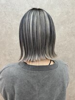 エニル 越谷店(enil)&nbsp;＊アンブレラカラー×切りっぱなしボブ[デザインカラー/似合わせ