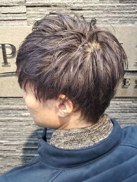 シャウルデッサントウキョウ 表参道(CHARLES DESSIN Tokyo) ツイストスパイラル/センターパート/韓国マッシュ[表参道駅]